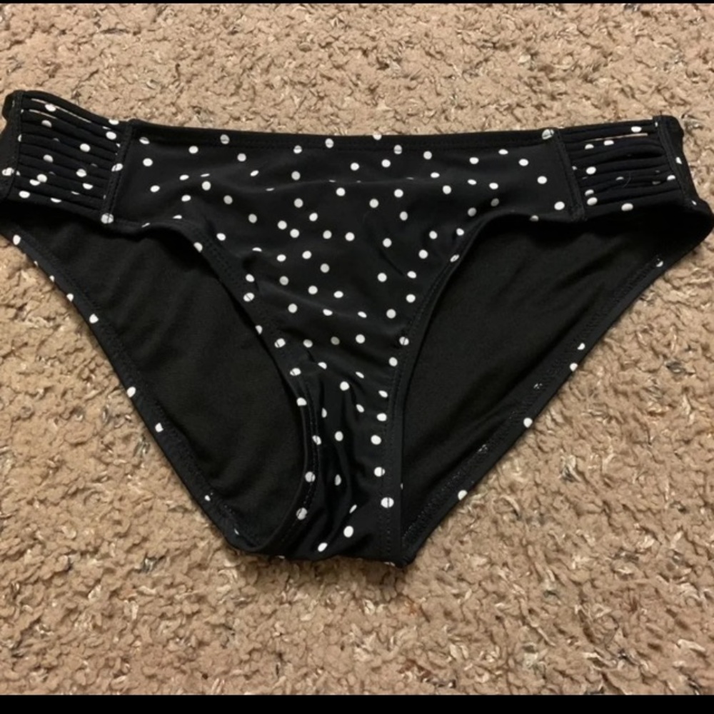 Bikini bottoms